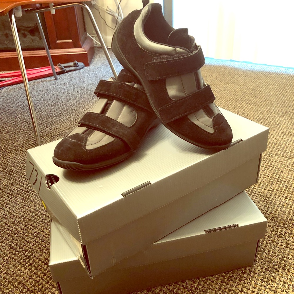 Men’s designer sneakers